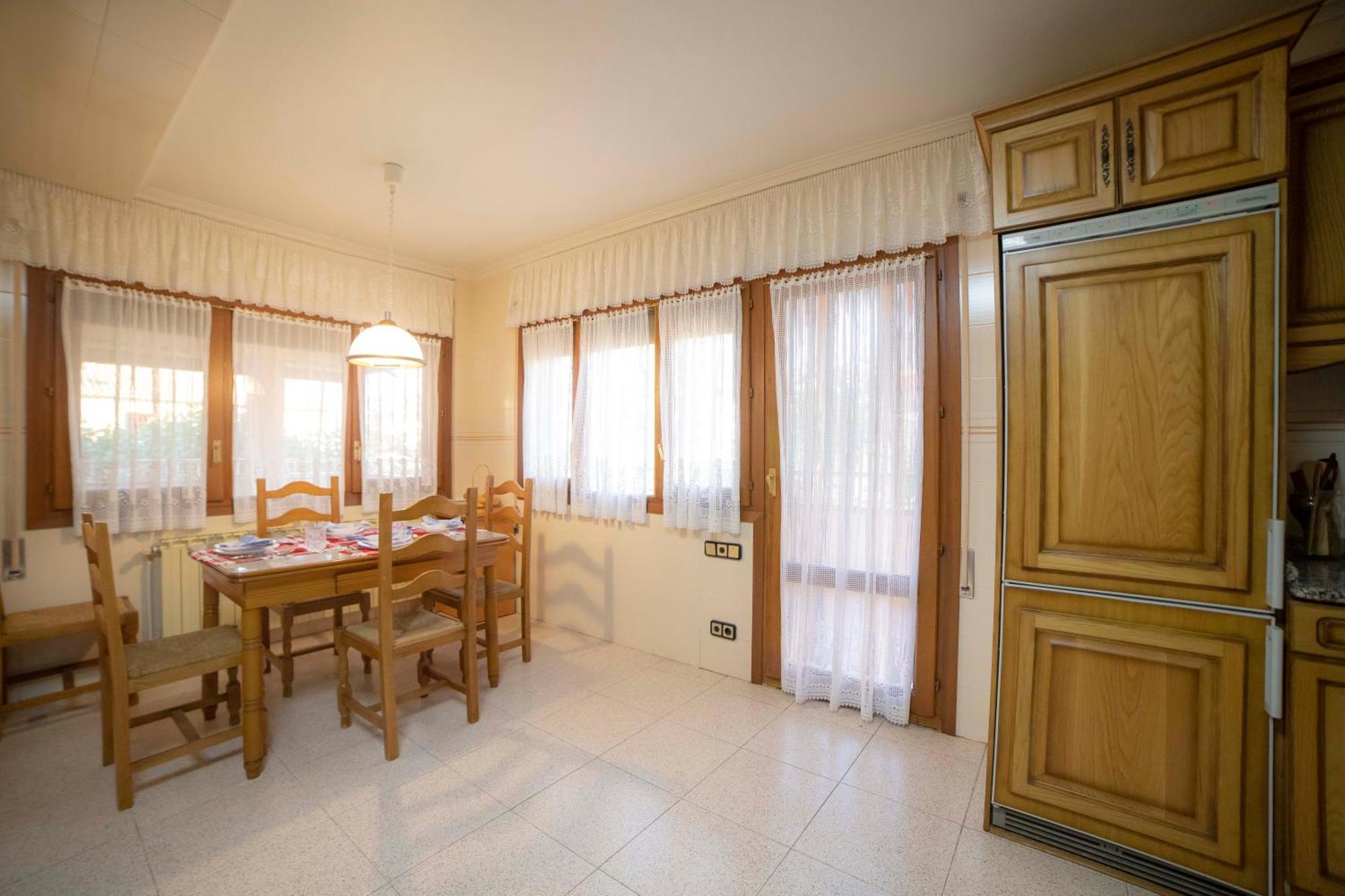 Turjalon - Apartment *