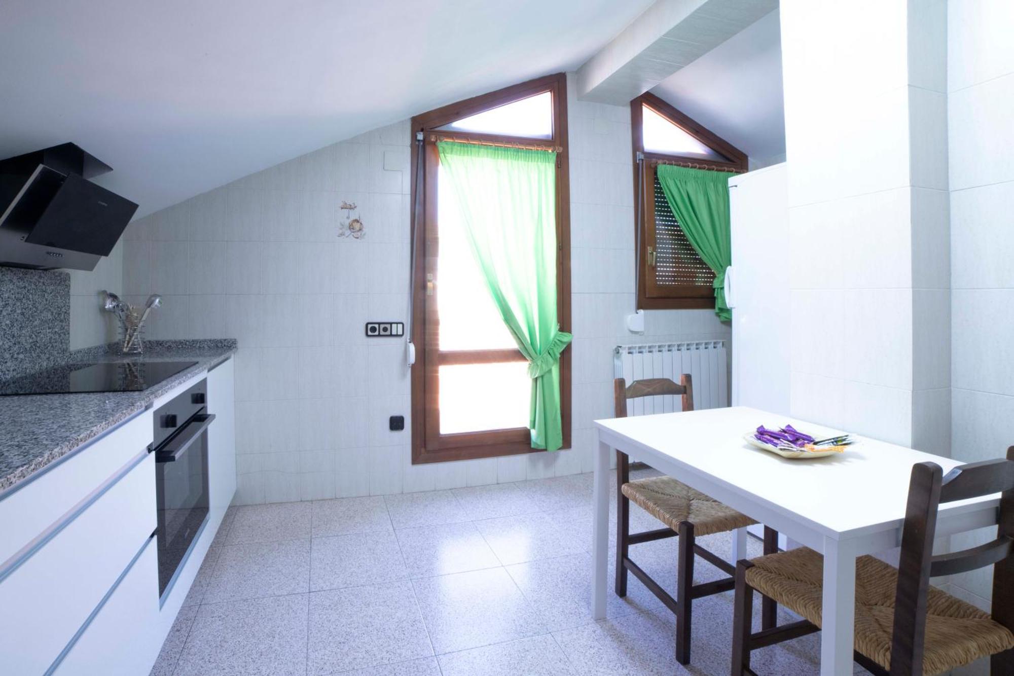 Apartment Turjalon - *